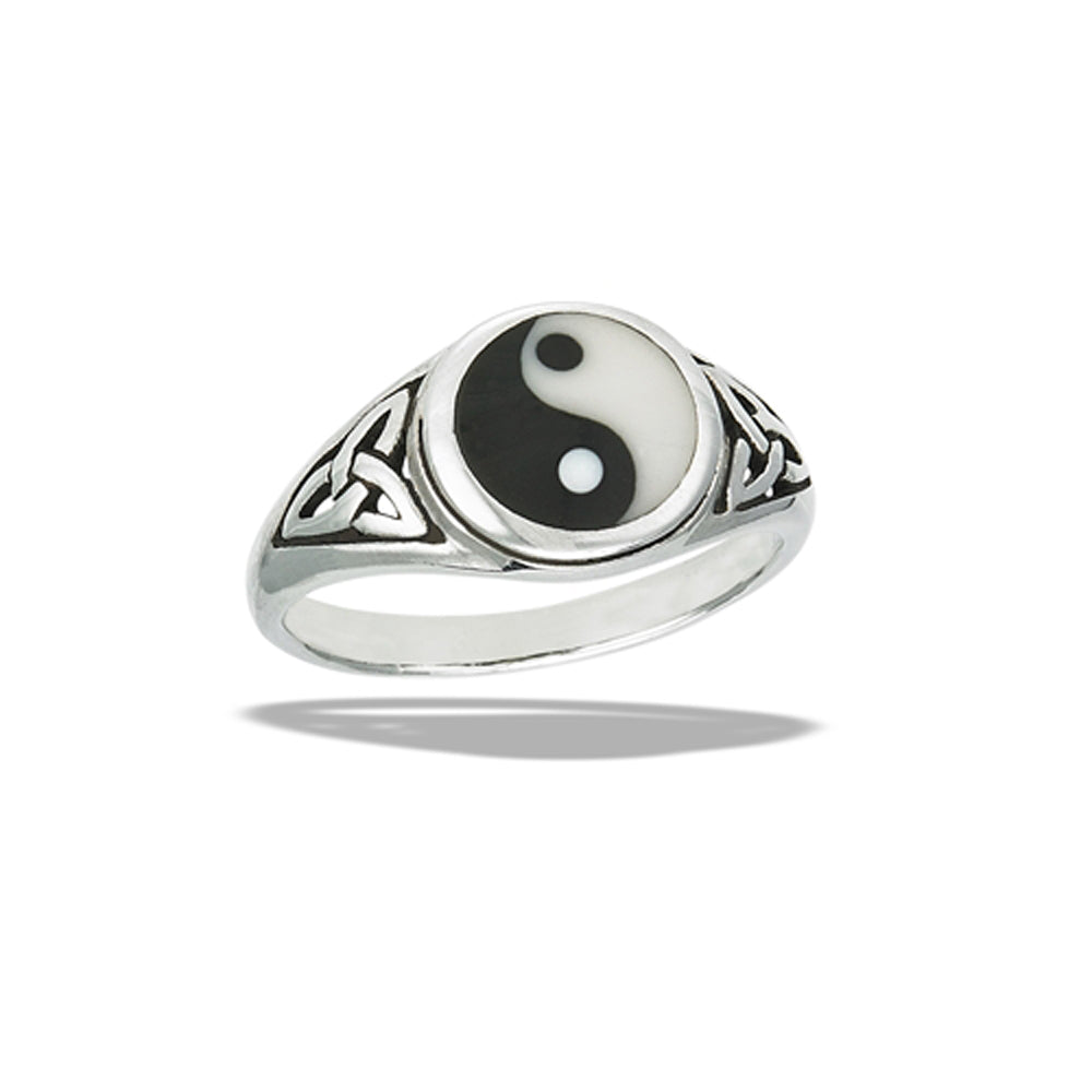 Celtic Yin and Yang Triquetras Classic Ring .925 Sterling Silver Band Sizes 6-10